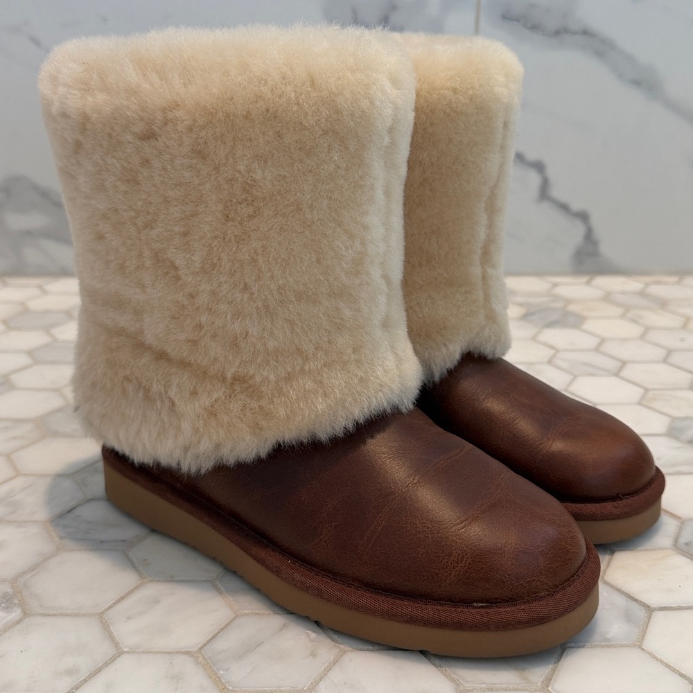 UGG PATTEN Shearling Cuff Chestnut Brown Leather Boots Women’s Size 6